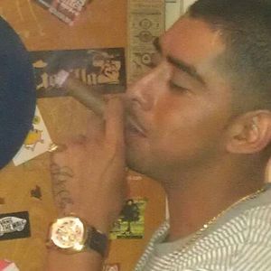 Meet your Posher, Lindoro